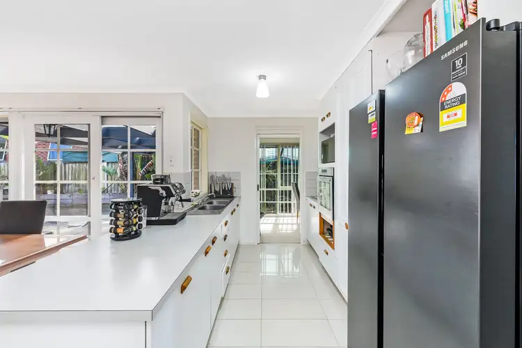 Sixth view of Homely house listing, 10 Howitt Court, Berwick VIC 3806
