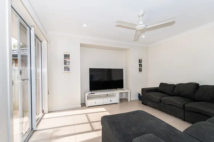 Third view of Homely semi-detached listing, 2/6 Scobie Street, Willow Vale QLD 4209