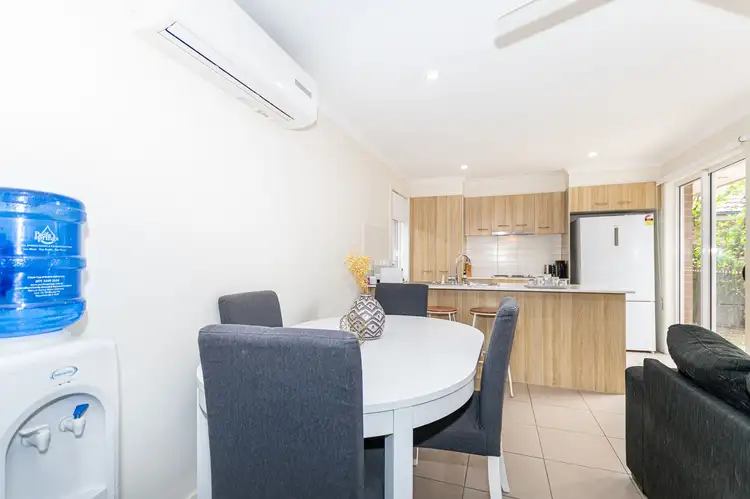 Fifth view of Homely semi-detached listing, 2/6 Scobie Street, Willow Vale QLD 4209