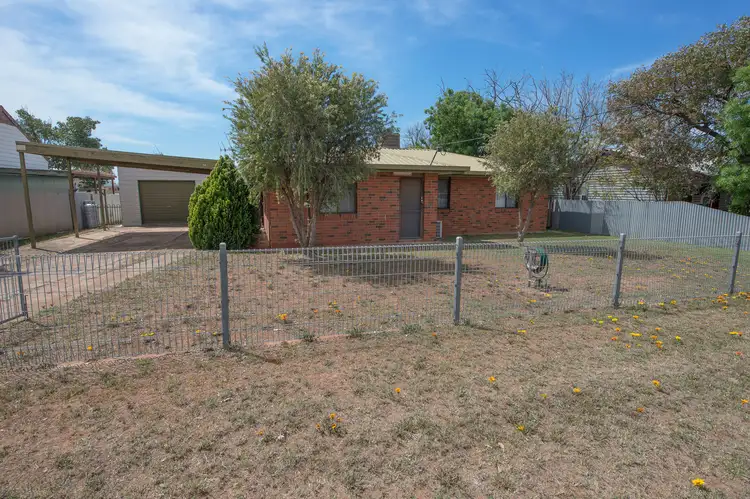 10 Dallas Street, Lake Boga VIC 3584