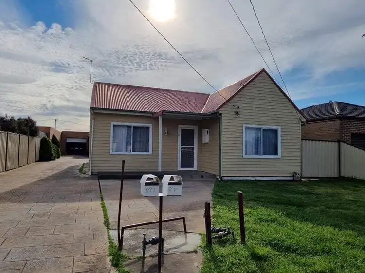 17 Pine Street