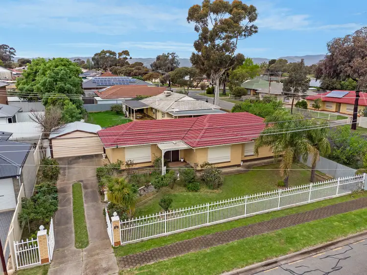 Second view of Homely house listing, 8 Janet Street, Para Vista SA 5093