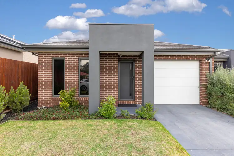 172 Third Avenue, Rosebud VIC 3939