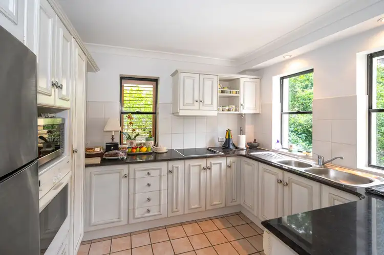 Fifth view of Homely apartment listing, 6/146 Windermere Road, Hamilton QLD 4007