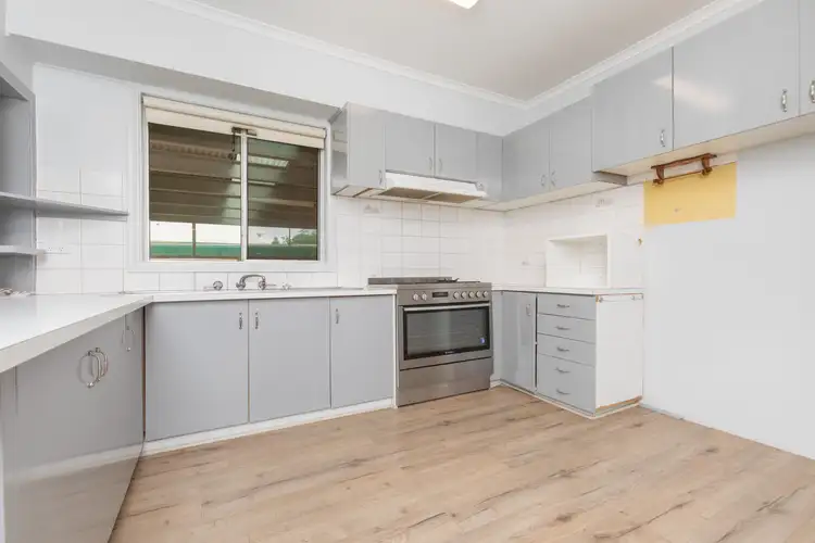Fifth view of Homely house listing, 52 Jamieson Avenue, Red Cliffs VIC 3496