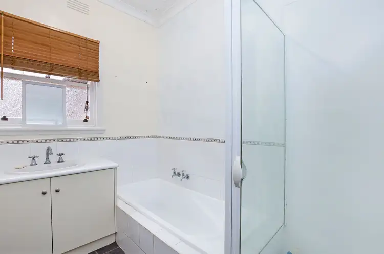 Fifth view of Homely house listing, 194 Moore Street, Warrnambool VIC 3280
