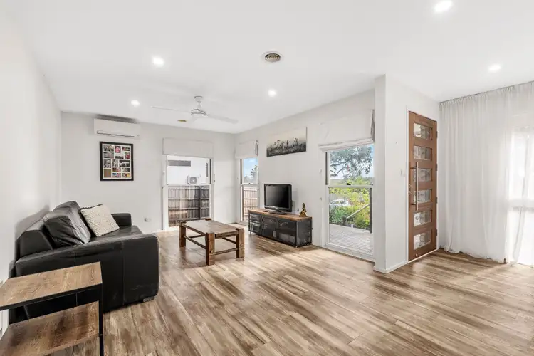 Third view of Homely house listing, 8 Luton Court, Rowville VIC 3178