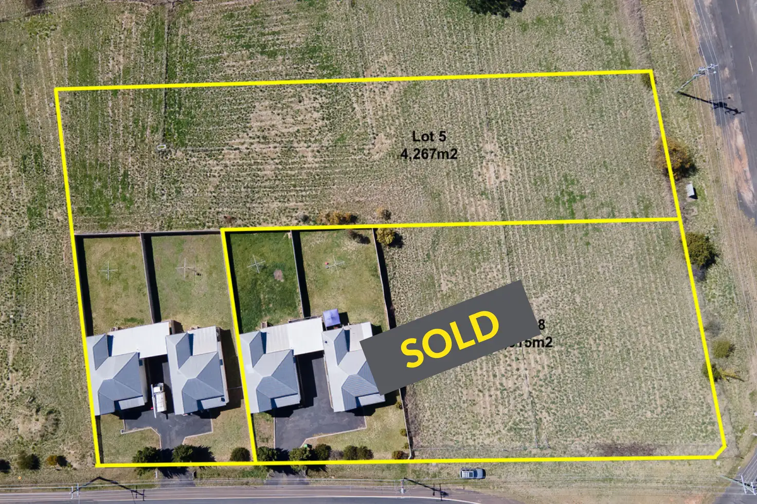 Main view of Homely semi-detached listing, 11 Madgwick Drive, Armidale NSW 2350