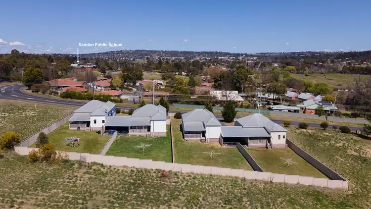 Fifth view of Homely semi-detached listing, 11 Madgwick Drive, Armidale NSW 2350