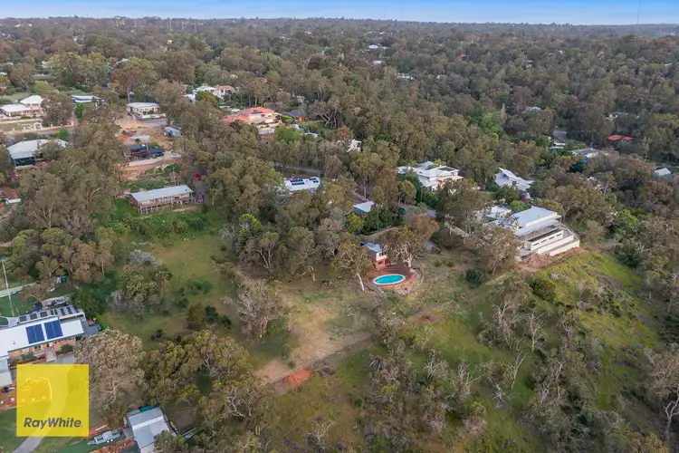 8 View Way, Kalamunda WA 6076