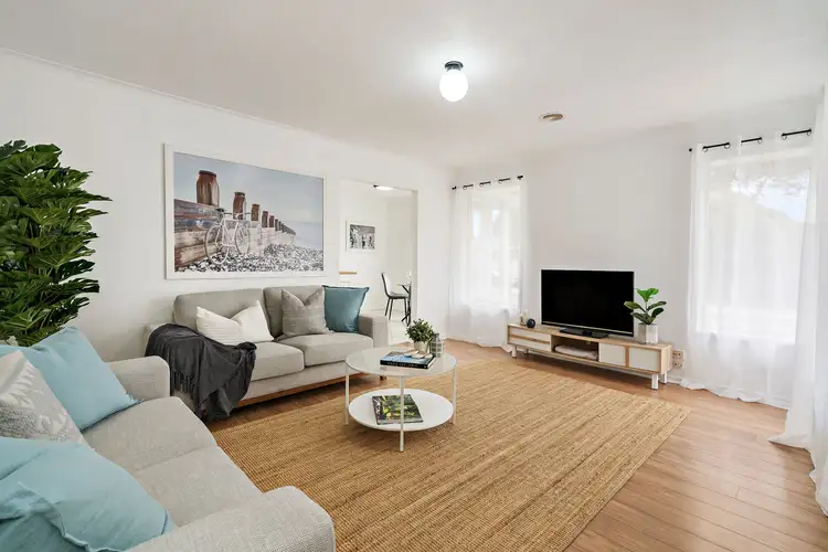 Second view of Homely house listing, 7 Pildra Court, Seaford VIC 3198