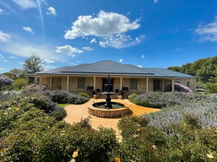 78 Church Street, Forbes NSW 2871
