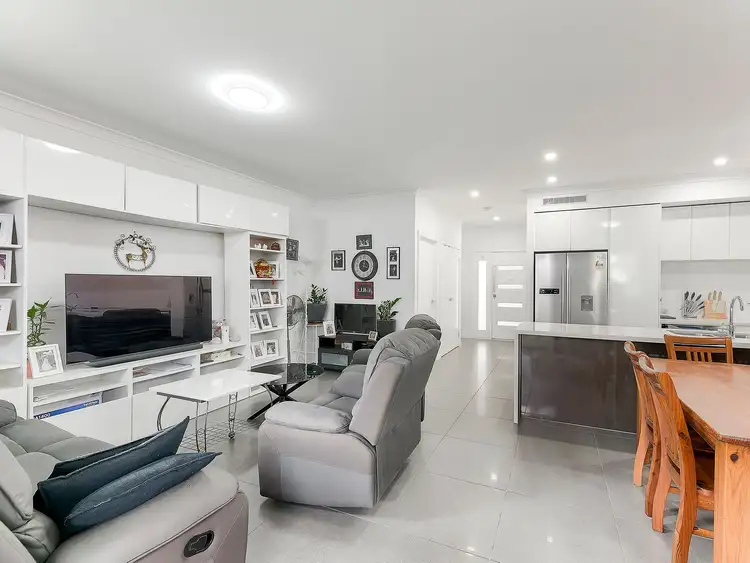 Second view of Homely townhouse listing, 35/166 Nottingham Road, Parkinson QLD 4115