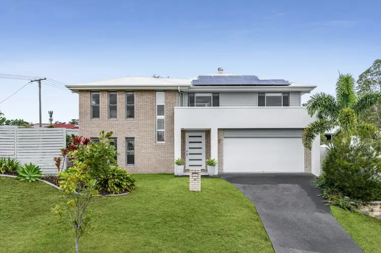 31 Walkers Road, Everton Hills QLD 4053