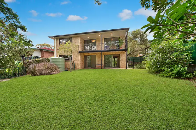 5 Mondra Street, Kenmore Hills QLD 4069
