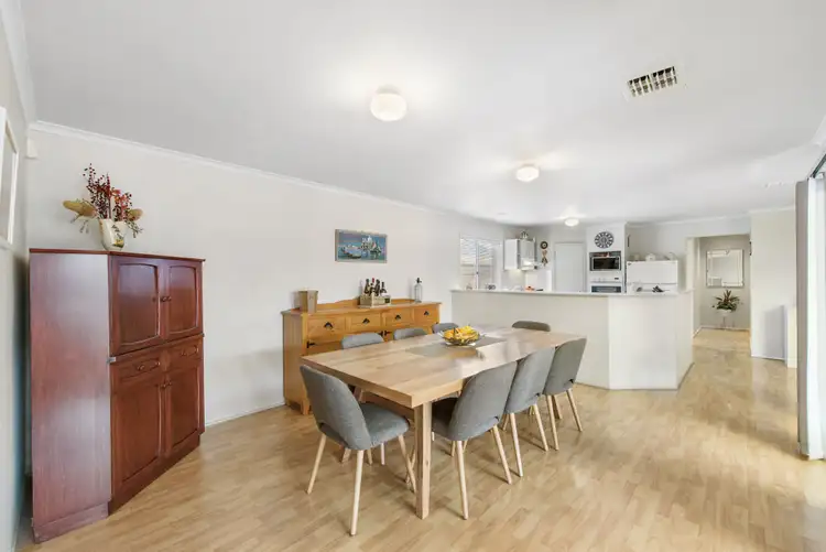 Sixth view of Homely house listing, 11 Honeysuckle Avenue, Hillside VIC 3037
