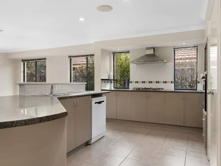 Seventh view of Homely house listing, 8 Thomasia Approach, Baldivis WA 6171