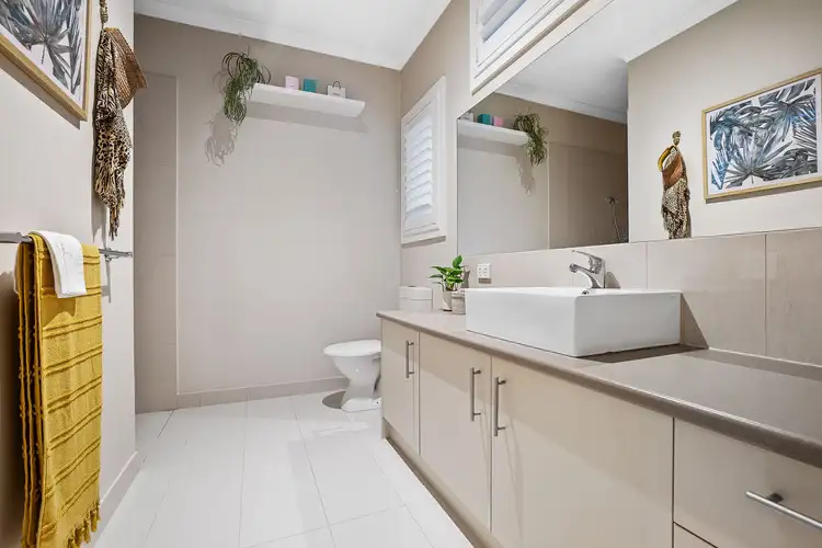Fourth view of Homely house listing, 6 Flinders Place, Caroline Springs VIC 3023
