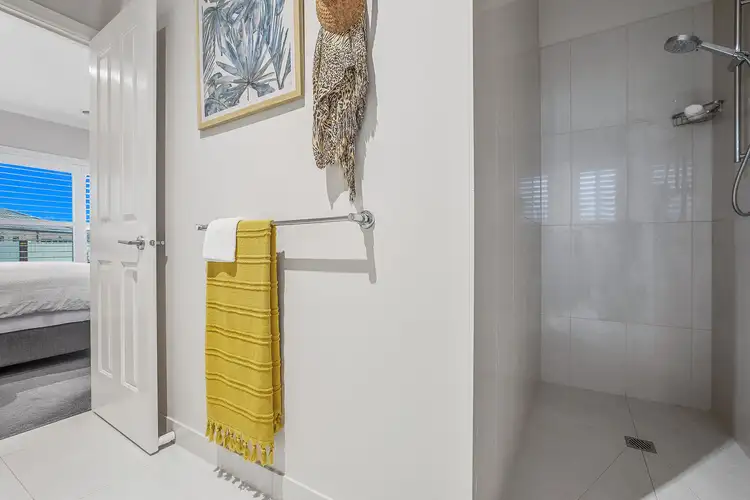 Fifth view of Homely house listing, 6 Flinders Place, Caroline Springs VIC 3023
