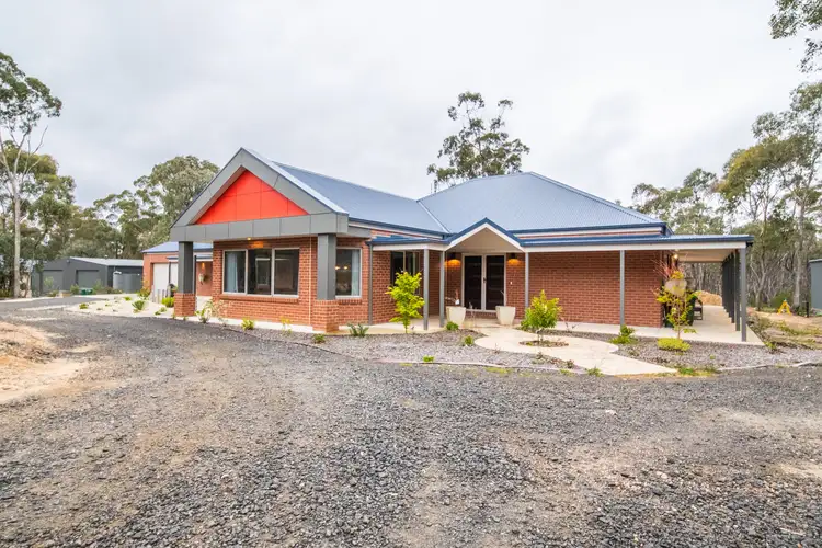 19 Botany Drive, Junortoun VIC 3551