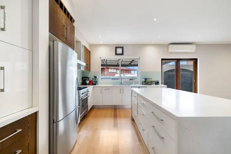 Fifth view of Homely house listing, 15 Kalymna Grove, Chadstone VIC 3148