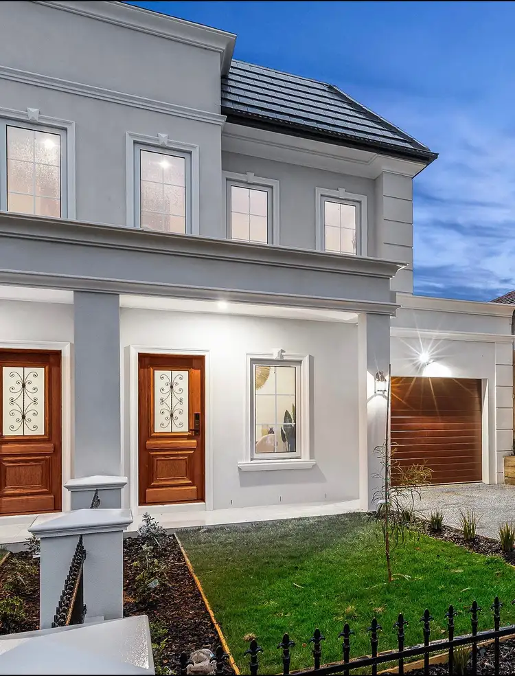 1B Cherry Orchard Rise, Box Hill North VIC 3129