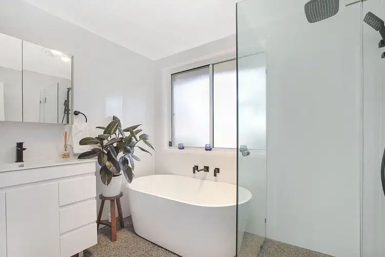 Fifth view of Homely house listing, 4 Camellia Place, Mittagong NSW 2575
