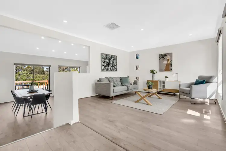 Sixth view of Homely house listing, 10 Smeaton Court, Craigieburn VIC 3064