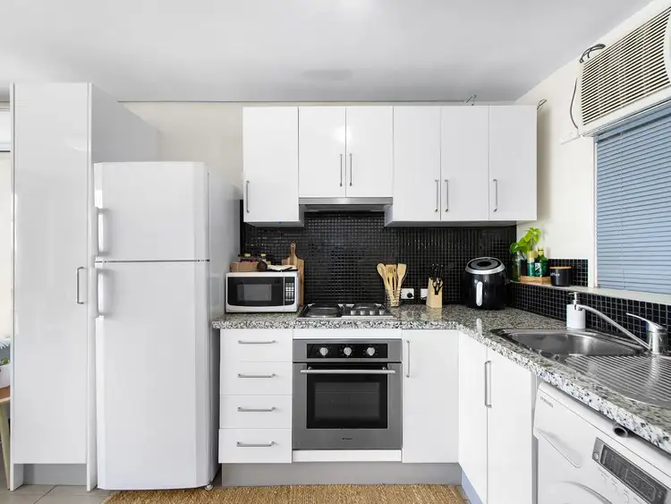 Fifth view of Homely apartment listing, 10/256 Kingsford Smith Drive, Hamilton QLD 4007