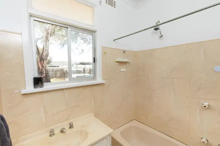 Sixth view of Homely house listing, 56 Tenth Street, Mildura VIC 3500