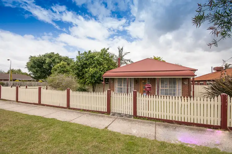 63 Bellevue Drive, Berwick VIC 3806