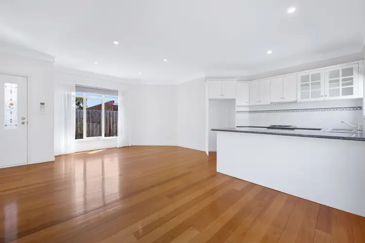 Third view of Homely unit listing, 2/37 Kemp Avenue, Mount Waverley VIC 3149