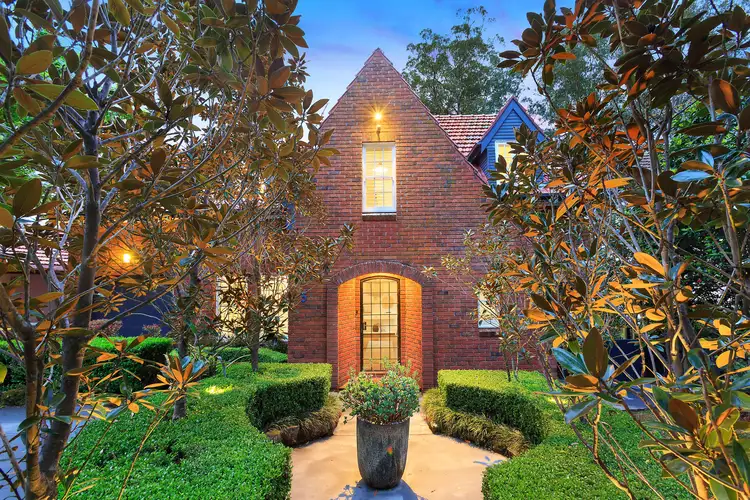 5 Pentecost Avenue, St Ives NSW 2075