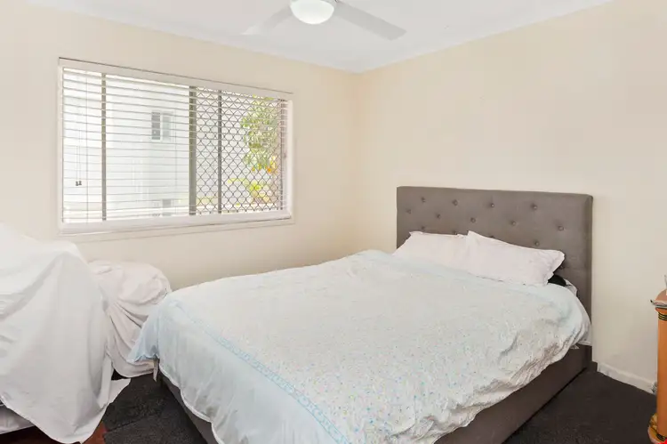 Fifth view of Homely apartment listing, 4/23 Darrambal Street, Chevron Island QLD 4217