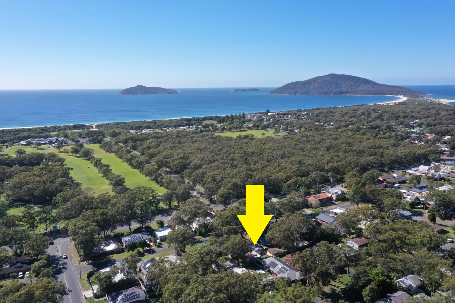 Main view of Homely house listing, 33 Curlew Avenue, Hawks Nest NSW 2324