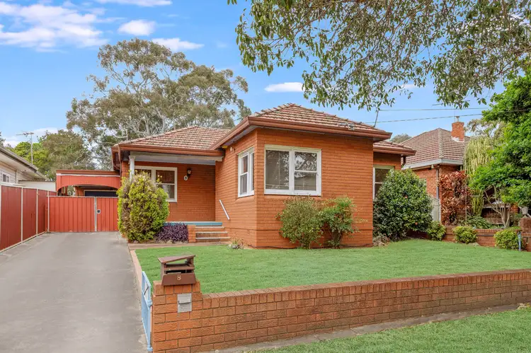 8 Erskine Street, Riverwood NSW 2210