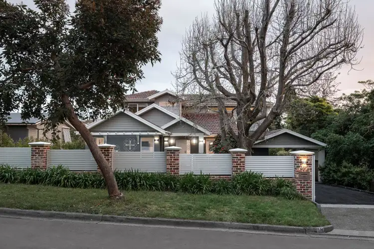 18 Thames Street, Frankston South VIC 3199
