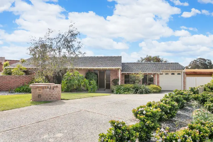 19 Mahonia Place, Duncraig WA 6023