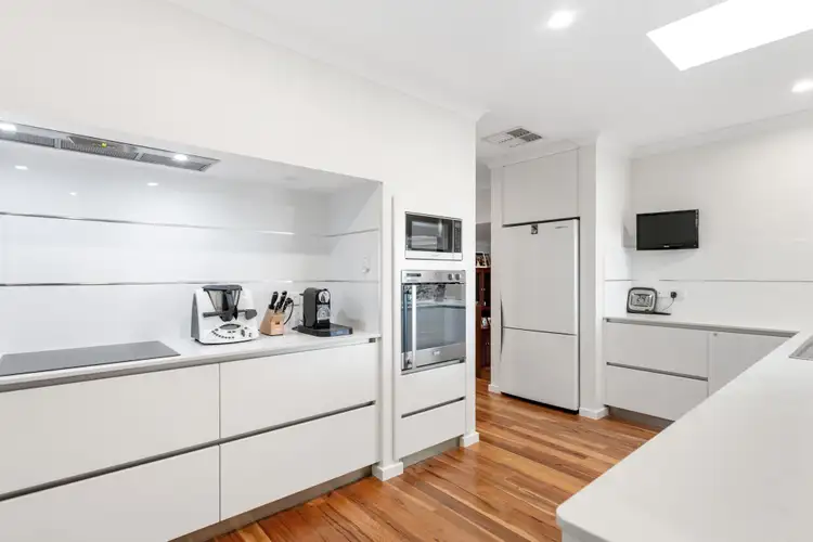 Sixth view of Homely house listing, 19 Mahonia Place, Duncraig WA 6023