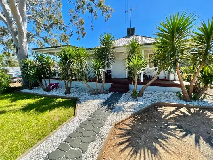 14 Wentworth Street, Parkes NSW 2870