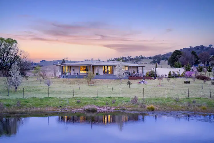 75 Finlay Place, Burra NSW 2620
