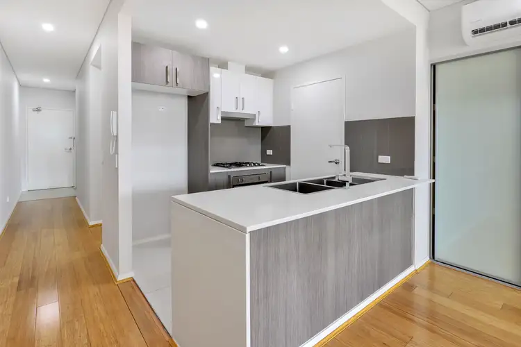 Fourth view of Homely apartment listing, 104/52 Macquarie Street, Windsor NSW 2756