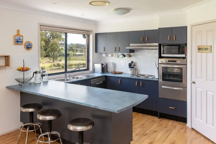 Fourth view of Homely house listing, 8 Neotsfield Avenue, Gloucester NSW 2422