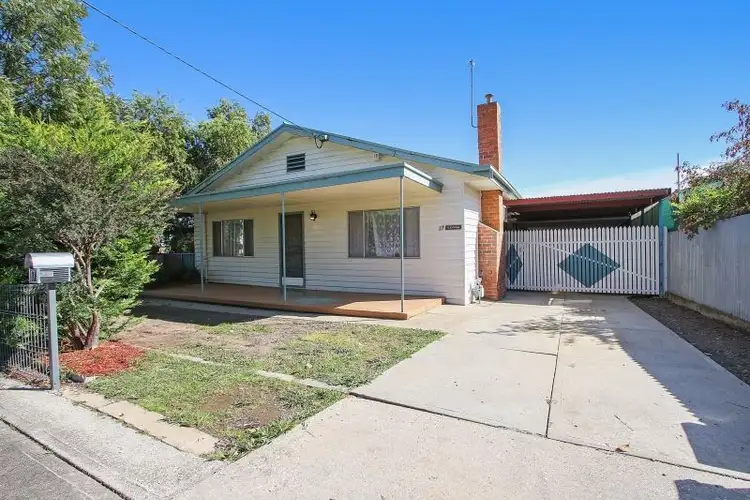 Main view of Homely house listing, 17 Glenview Avenue, Wodonga VIC 3690