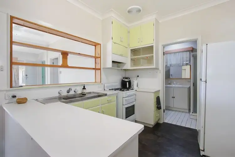 Fourth view of Homely house listing, 17 Glenview Avenue, Wodonga VIC 3690