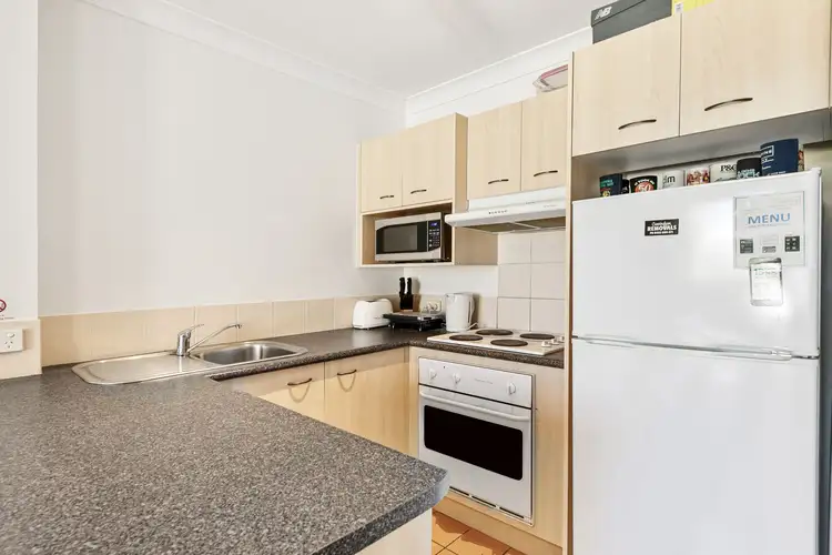 Sixth view of Homely unit listing, 3 Island Beach Resort 9 -13 Margaret Avenue, Broadbeach QLD 4218
