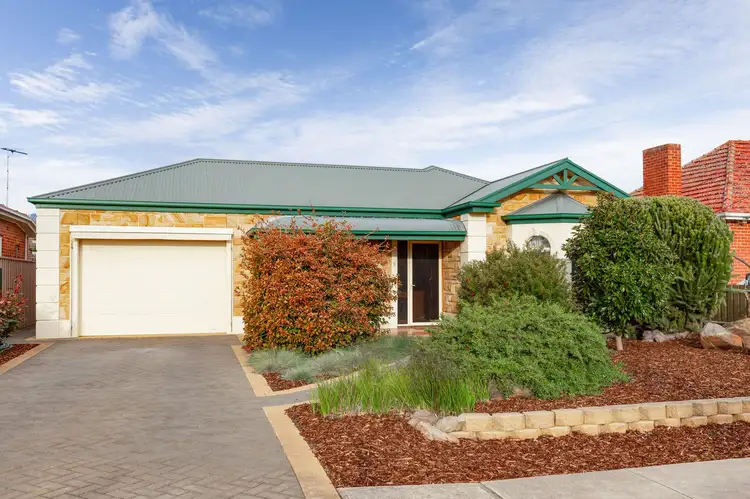 76 Swan Street, Grange SA 5022