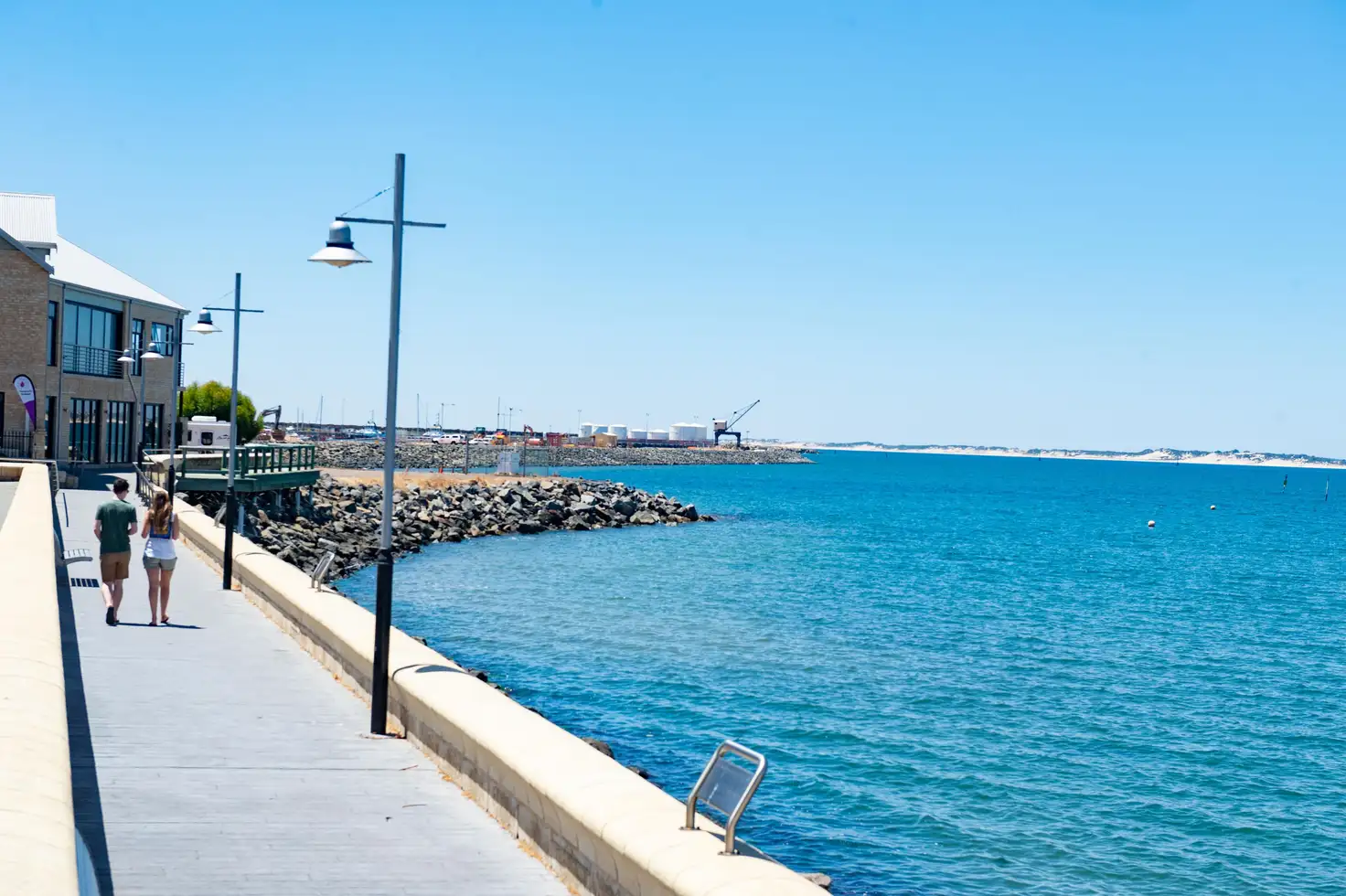 Main view of Homely unit listing, 18/18 Bonnefoi Boulevarde, Bunbury WA 6230