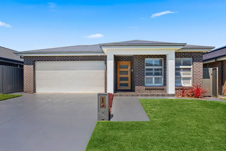 Main view of Homely house listing, 9 Barooga Place, Horsley NSW 2530