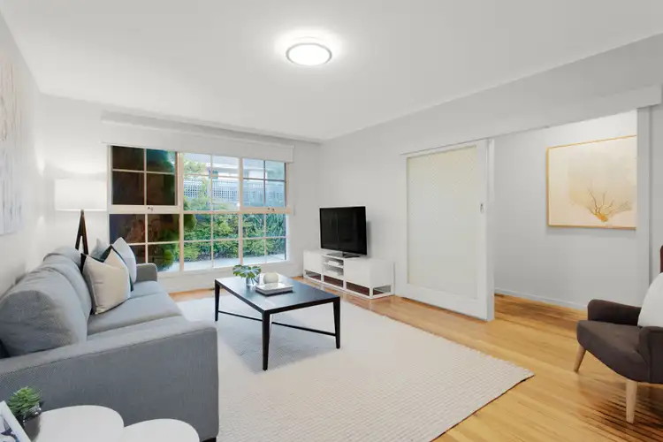 Second view of Homely unit listing, 4/6 Crosbie Road, Murrumbeena VIC 3163